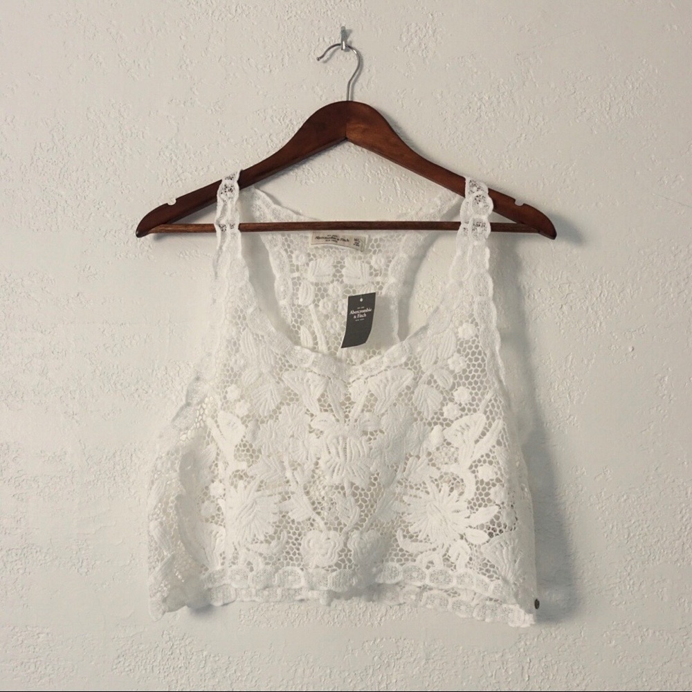 NWT Abercrombie & Fitch lace crochet